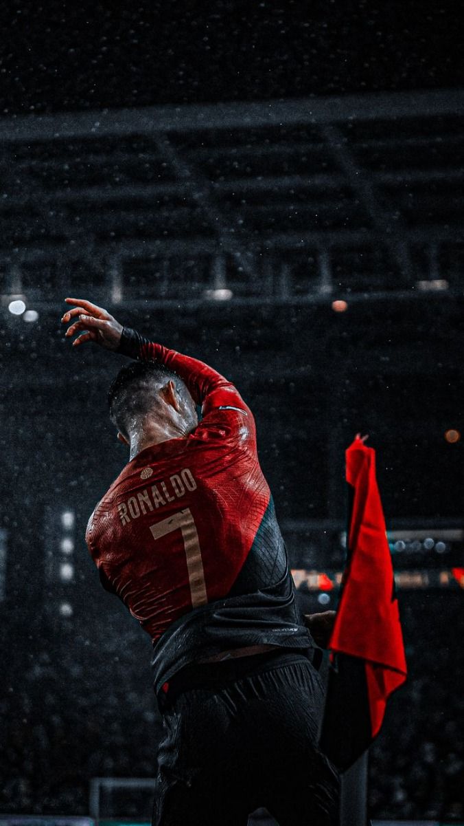 cristiano ronaldo wallpaper iphone