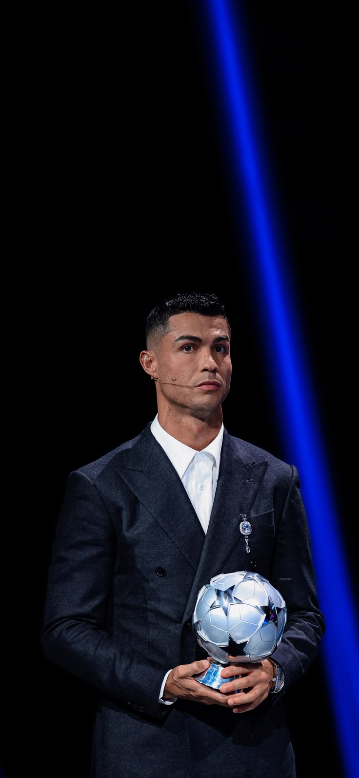 edit ronaldo wallpaper