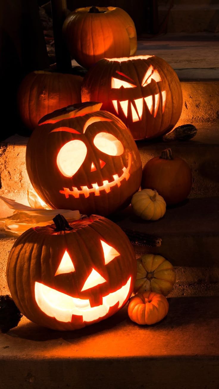 halloween-wallpaper-black-and-white