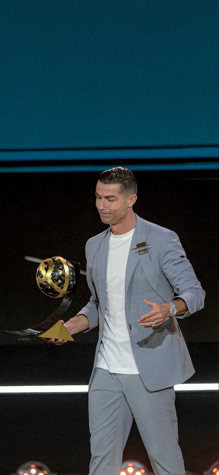 ronaldo wallpaper black and white